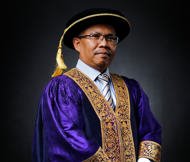 Prof. Ts. Dr Azhan Hashim@Ismail